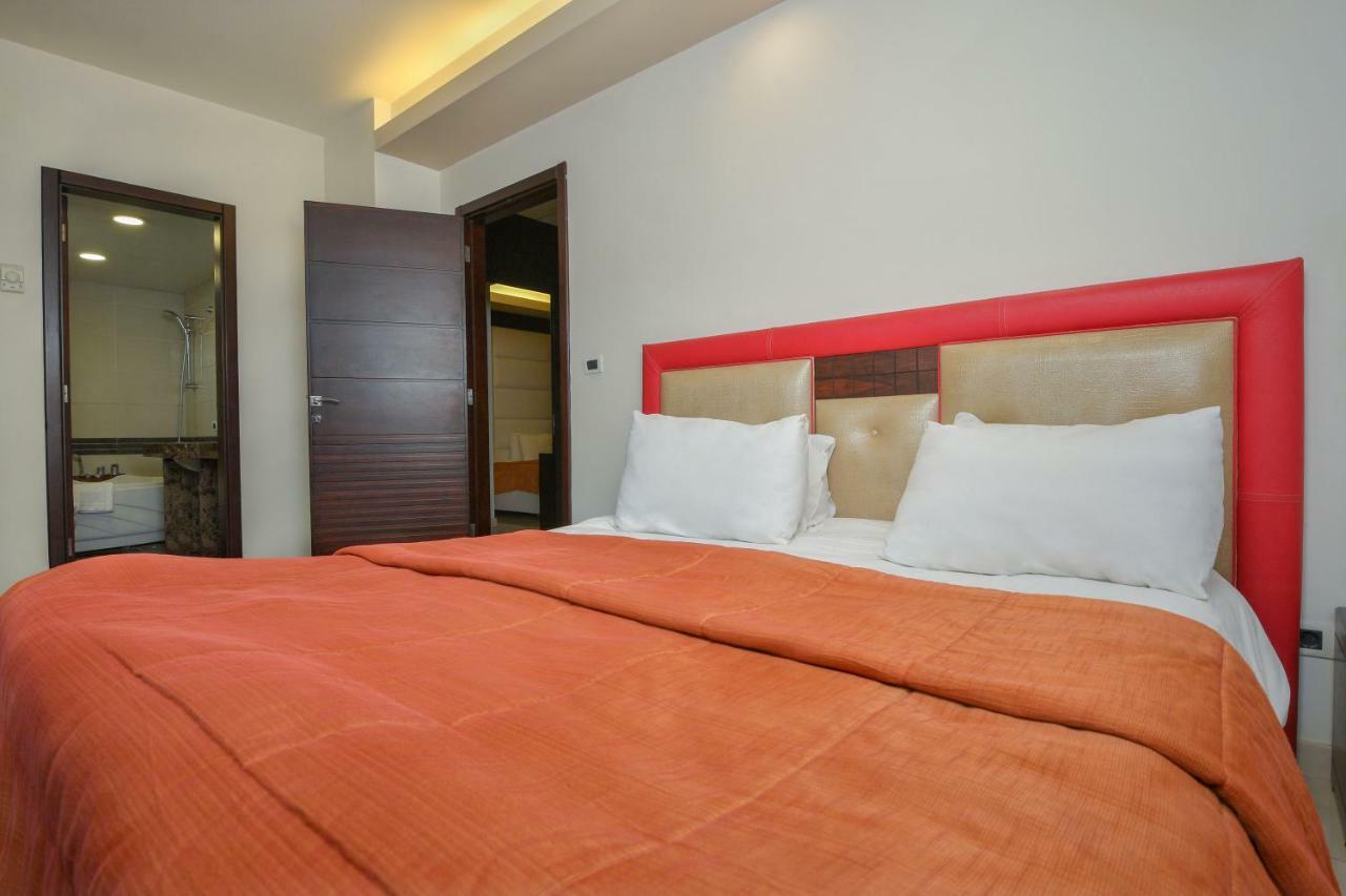 Hollywood Inn Boutique Hotel Jounieh Exterior photo